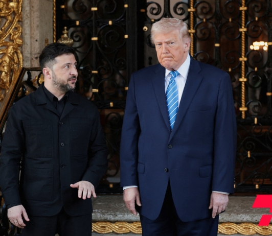 Дональд Трамп: Украинд шинэ Ерөнхийлөгч хэрэгтэй