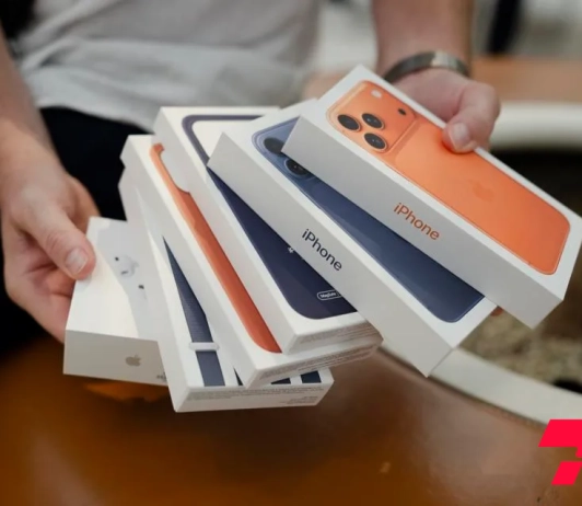 “Apple” компани эвхэгддэг “iPhone”-ийг танилцуулах ч худалдаанд хожуу гаргаж магадгүй
